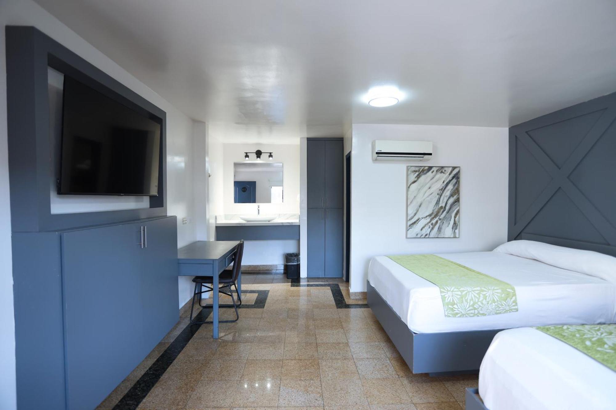 Hotel Aqua Rio Tijuana Exterior photo