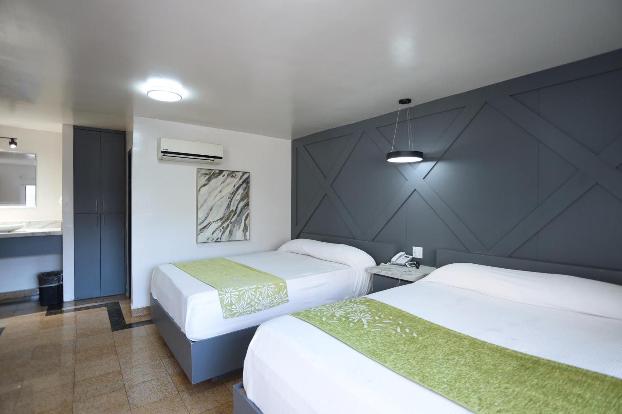 Hotel Aqua Rio Tijuana Exterior photo