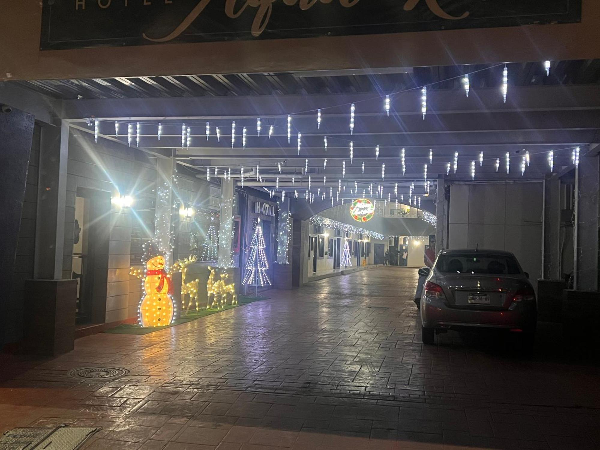 Hotel Aqua Rio Tijuana Exterior photo